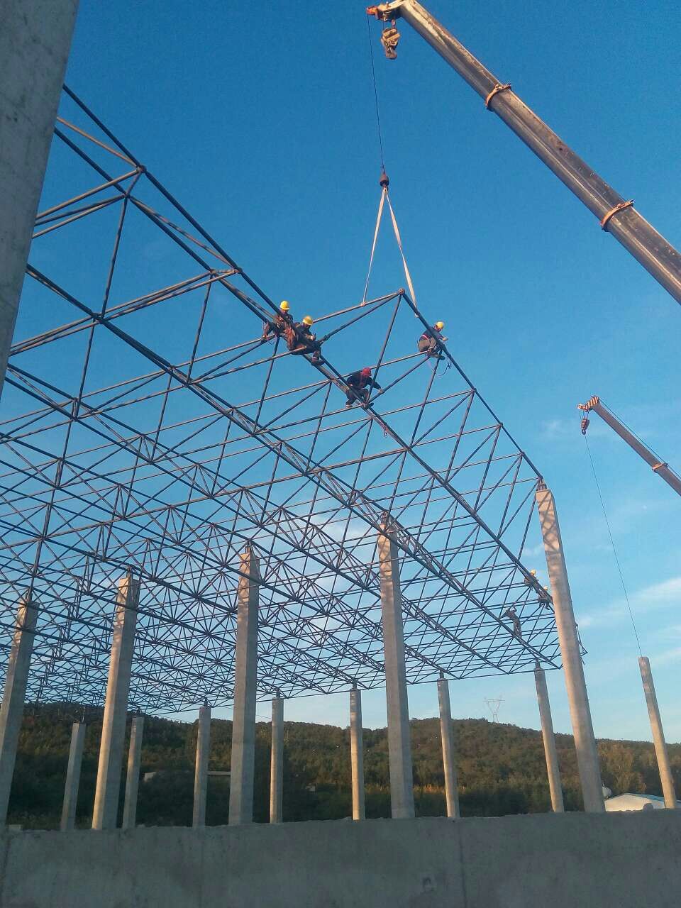 绍兴汪清物流园网架